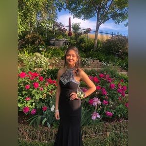 Macy’s: Black Prom Dress